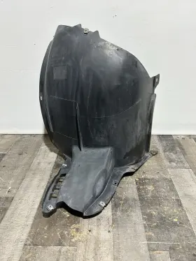 VW1249106 VOLKSWAGEN Eos Front Fender Liner Passenger Rh