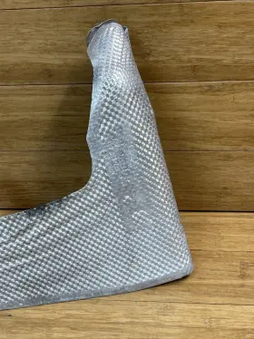 420825729A AUDI Left Lower Shield Guard R8 Spyder #3