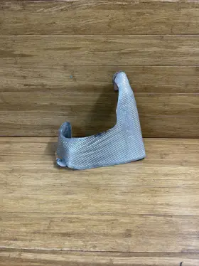 420825729A AUDI Left Lower Shield Guard R8 Spyder
