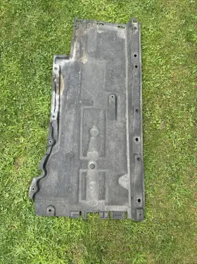 4G0825208 AUDI Right Body Splash Guard Shield Cover A6 S6 4G0825208 AUDI Right Body Splash Guard Shield Cover A6 S6