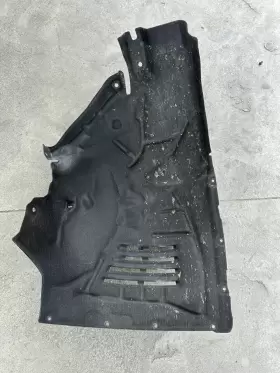 4M8821191D AUDI Front Right Fender Liner Rearward Splash Q8