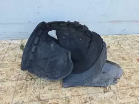 8U0-853-888 AUDI Front Right Wheel Housing Fender Liner Q3