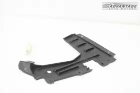 8U0825216 AUDI Rear Right Body Splash Guard Shield Cover Q3