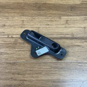 Audi 8v7871444 2015-2019 A3 8v Cabriolet Right Convertible Top Roof Latch Oem Audi 8v7871444 2015-2019 A3 8v Cabriolet Right Convertible Top Roof Latch Oem