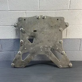 32006866284 BMW Front Underbody Engine Motor Splash Shield I8 32006866284 BMW Front Underbody Engine Motor Splash Shield I8