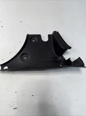 51717124912 BMW Convertible Rh Water Channel Cover E63 E64 M6