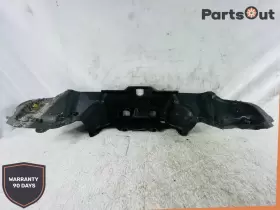51717169422 BMW Engine Bay Cowl Partition Water Deflector X5