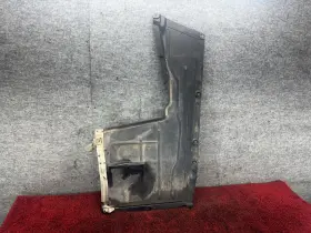 51757241829 BMW Center Underbody Panelling Splash Shield F30