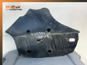 6796138 BMW Rear Right Lower Control Arm Spring Cover F30