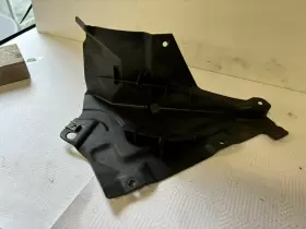7159190 BMW Front Right Wheel Arc Splash Guard E90