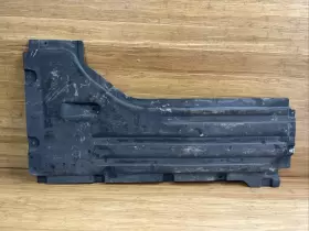 7424881 BMW Underbody Panelling Left X7 G07