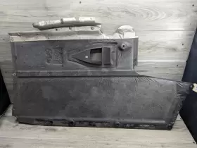 8055961 BMW Underbody Transmission Splash Shield Guard F80 M3