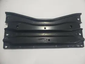 GHP9-563A1 BMW Body Tuner Tunnel Holder Shield Bracket Mazda