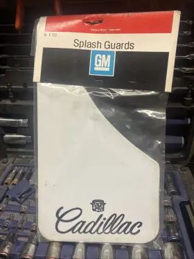 999192 CADILLAC Calais Splash Guards Set Nos Gm
