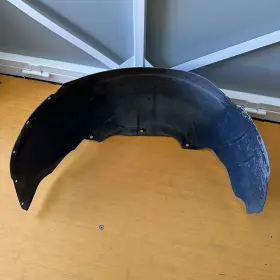10135087 CHEVROLET Rear Inner Fender Wheelwell Liner Driver