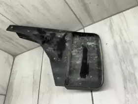 22894870 CHEVROLET Front Splash Guard Mud Flap Lh Chevy #3
