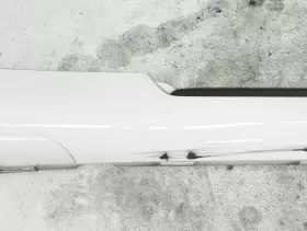 23180162 CHEVROLET Passenger Skirt Rocker Molding Scrapes #3