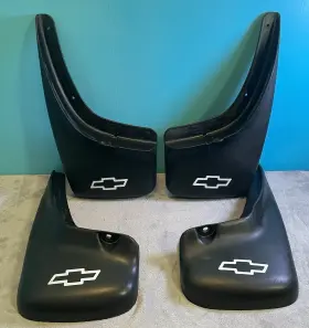 12463447 CHEVY GMC OEM Wo Flares Front Rear Mud Flap Guards