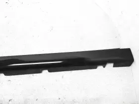 1LG57TZZAC CHRYSLER Driver Lower Skirt Rocker Molding 300 #2