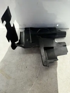 68250493 DODGE Charger Front Left Air Intake Shield Guard