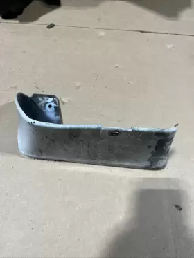 999J2-ZV003 NISSAN Front Left Splash Shield Mud Flap 370Z