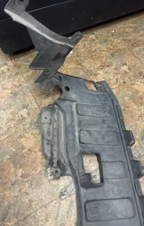 HD1102IC HONDA Lower Front Engine Cover Shield Shipsfree #3 HD1102IC HONDA Lower Front Engine Cover Shield Shipsfree #3