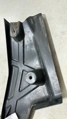 DG9311779AD FORD Right Body Splash Guard Shield Fusion #3
