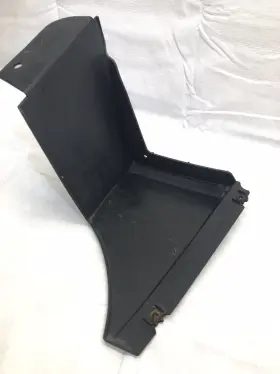 DS7Z-78403B22-A FORD Rear Right Passenger Splash Guard Shield