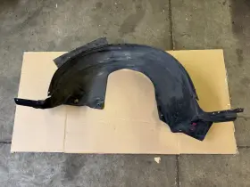 E6ZB-16A562-AA FORD Splash Guard Fender Inner Cover Mustang