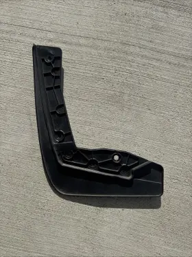 PR3B-11779-A FORD Convertible Mud Guard Air Deflector Lh Left