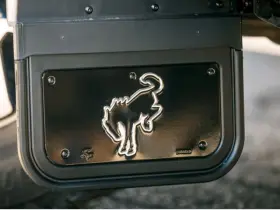 VM2DZ-16A550-C FORD Mudflap Kit