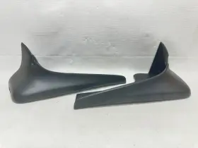 XF2Z-16A550-BAA FORD Winstar Nos Rear Mudflap Kit #2