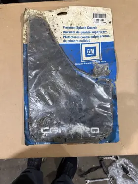 12371082 GENERAL MOTORS Nos Splash Guards Mud Flaps Gm Camaro