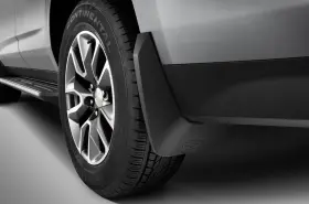 86517284 GENERAL MOTORS Rear Splash Guards Bowtie Chevy Tahoe