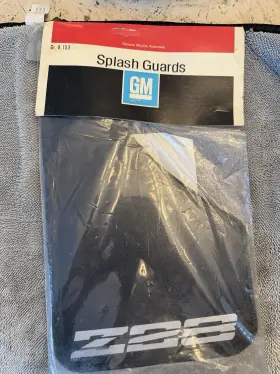997679 GENERAL MOTORS Nos Splash Guards Gm Camaro