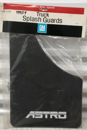 999519 GENERAL MOTORS Nos Splash Guard Gm Astro