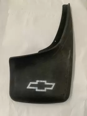 19213393 GENERAL MOTORS OEM Mud Flap Splash Guard Front Rear
