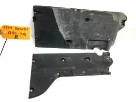 84147B1000 GENESIS Right Body Splash Shield Guard Set G80