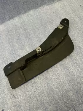 4M0807547D GENUINE VW/AUDI Front Left Mud Guard Q7