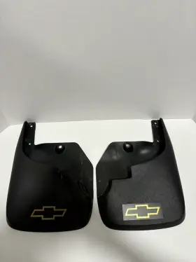 12499689 GM Rear Splash Guards Set Chevrolet