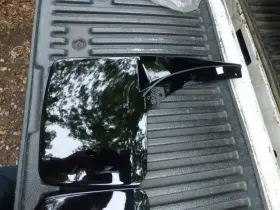 19165839-19165848 GM Front Mud Flap