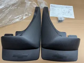 19212823 GM Nos Rear Splash Guards