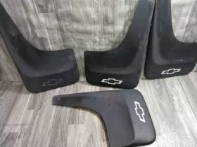 19213391 GM Mud Guard #3