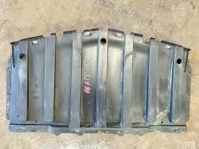 22862149 GM Front Bumper Radiator Lower Shield Splash Guard