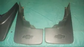 22894865 GM Srw Mud Flap Set Front Ok 1500 Chevrolet #2