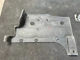 22896939 GM Xts Right Body Shield Splash Guard Cadillac
