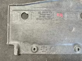 22915773 GM Xts Left Body Shield Splash Guard Cadillac #2