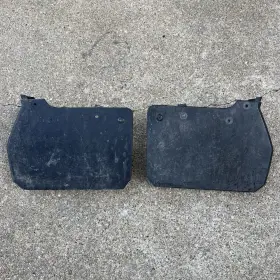84420655 GM Front Splash Guards Mud Flaps 1500 Gmc Sierra #2