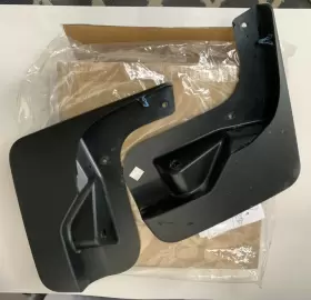 84621823 GM Front Fender Mud Flap Guards 1500 Silverado