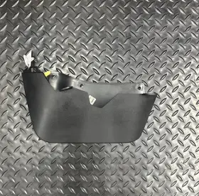 84639026 GM Fender Mud Guard Left Paint Protector 2500 3500 84639026 GM Fender Mud Guard Left Paint Protector 2500 3500
